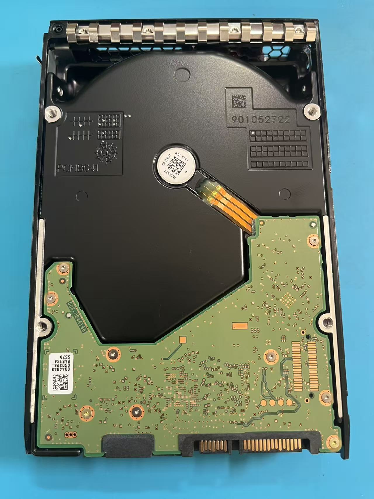 西数WUH721818ALE600 18TB (2/2)